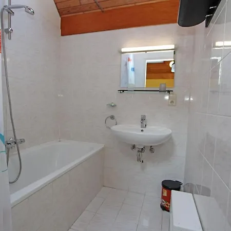 Holiday home Vierbarke 66 P22